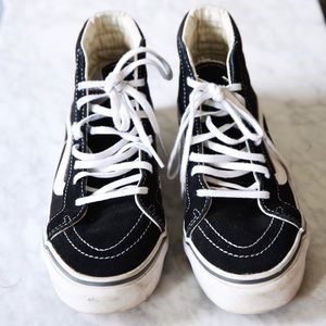 Vans The Sk8-Hi Slim Hi top size 7